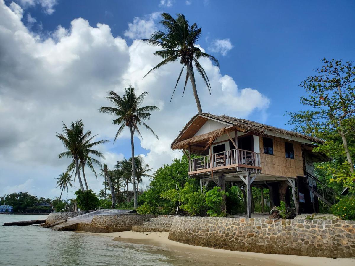 Patrick'S On The Beach Resort General Luna  Buitenkant foto