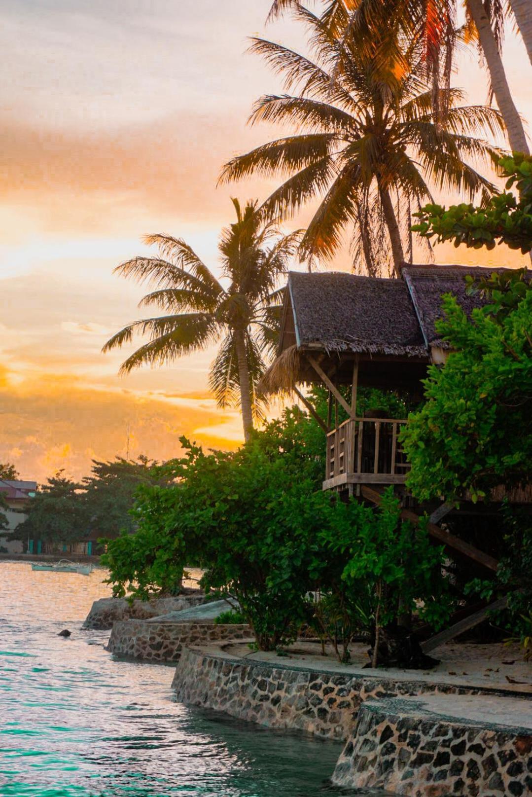 Patrick'S On The Beach Resort General Luna  Buitenkant foto